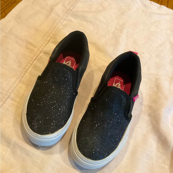 VANS KIDS CLASSIC MISSY BLACK GLITTER SLIP ON SHOES SZ. 11 - Picture 2 of 15